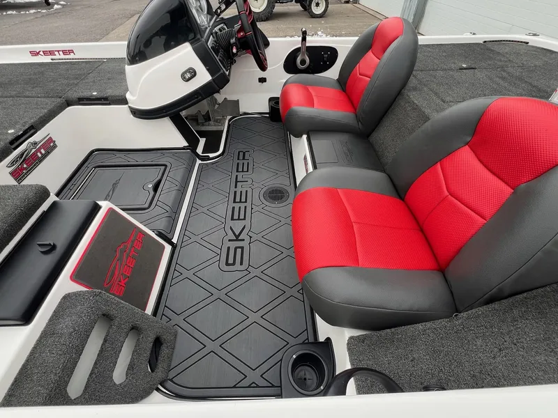 Slide: The Image of Skeeter ZX 250 2011 - 26