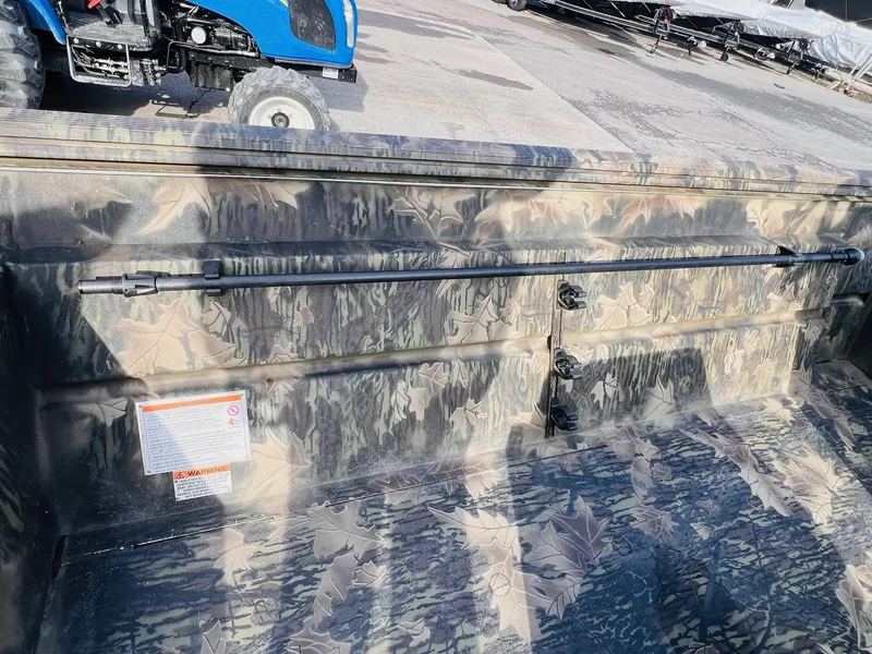 Slide: The Image of Crestliner Retriever FCC 1870 2025 - 21