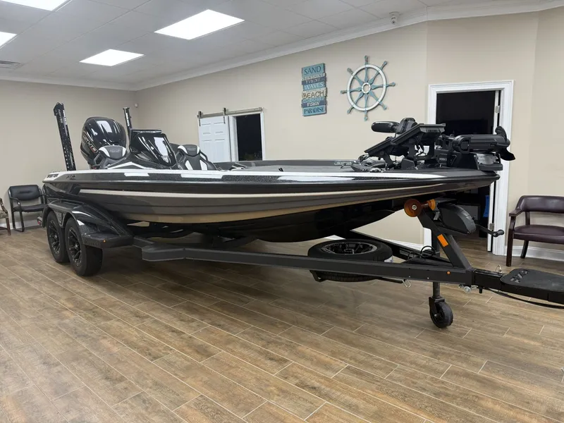 The Image of Skeeter FXR21 FLEX 2026 - 1