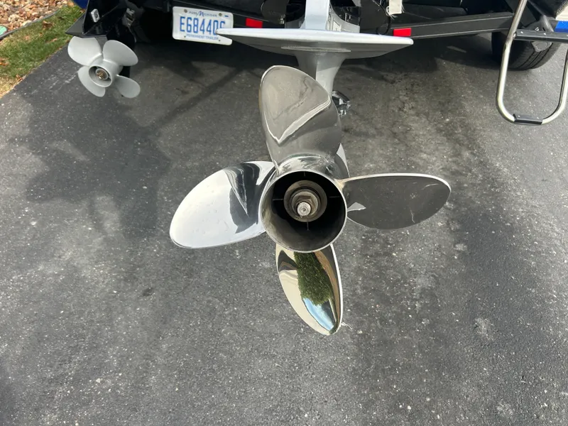 Slide: The Image of Ranger 622 FS Pro 2021 - 7