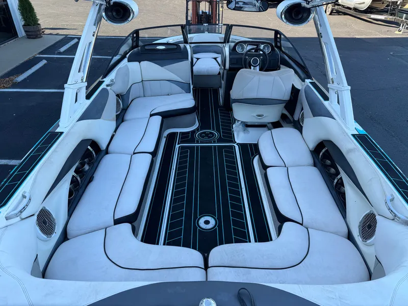 Slide: The Image of Malibu Sunscape Lsv 247 Lsv 2011 - 15