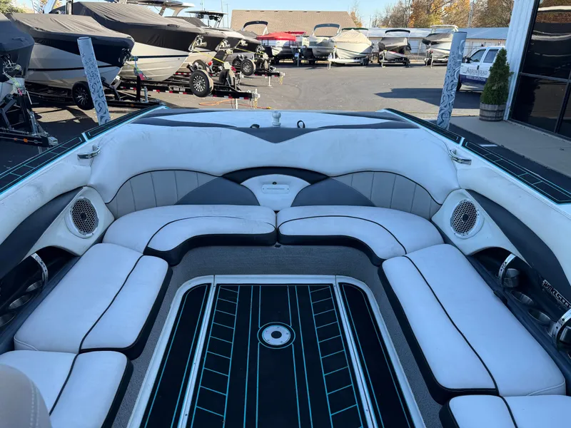 Slide: The Image of Malibu Sunscape Lsv 247 Lsv 2011 - 16