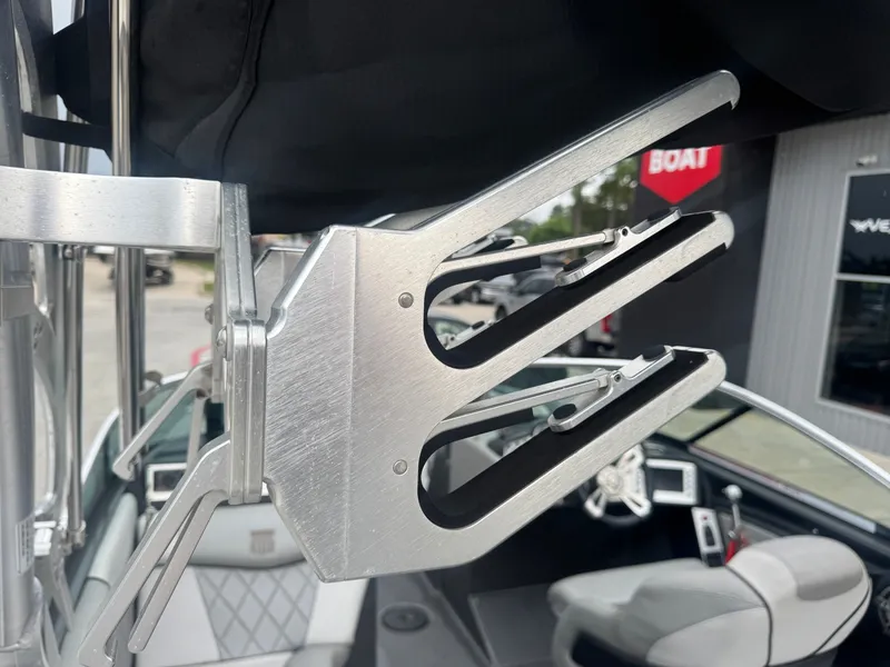 Slide: The Image of MasterCraft X46 2015 - 13