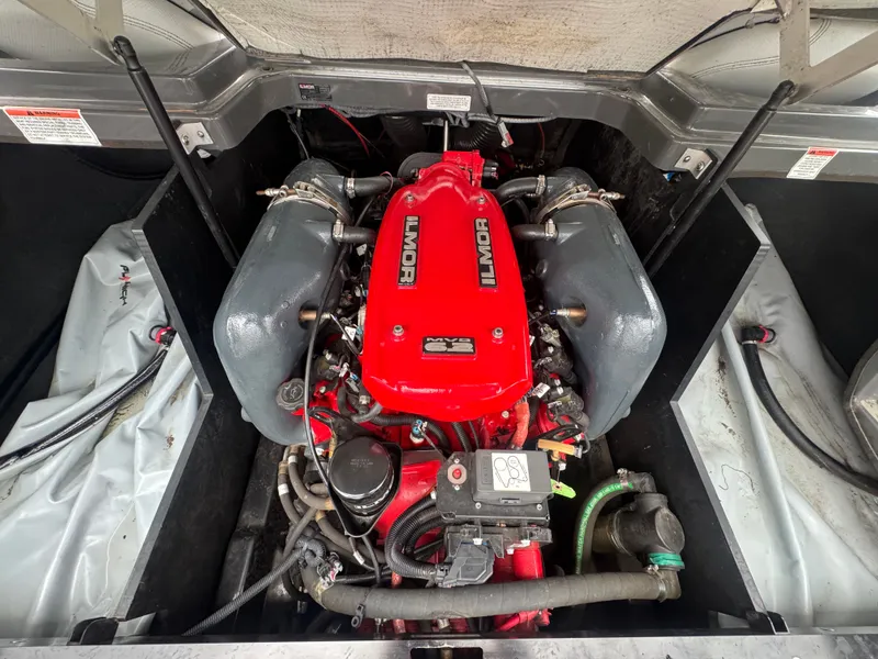 Slide: The Image of MasterCraft X46 2015 - 35