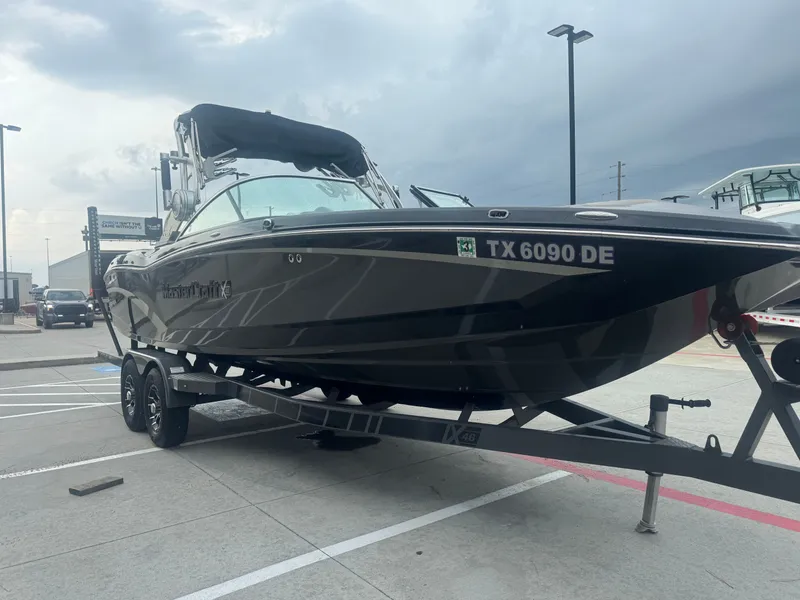 Slide: The Image of MasterCraft X46 2015 - 8