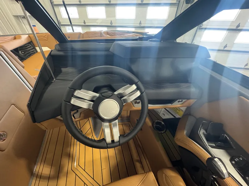 Slide: The Image of Nautique G25 2026 - 14