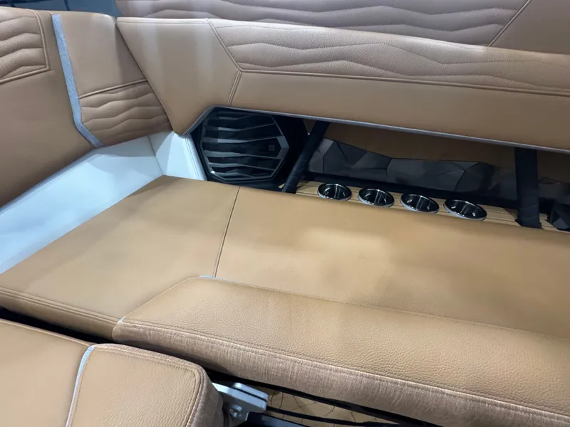 Slide: The Image of Nautique G25 2026 - 7