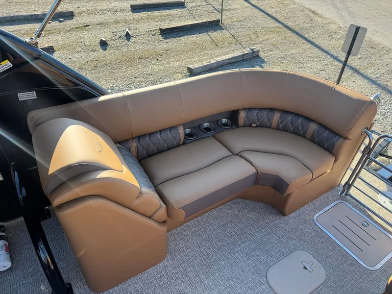 Slide: The Image of Bennington 24LXSFBA 2026 - 15