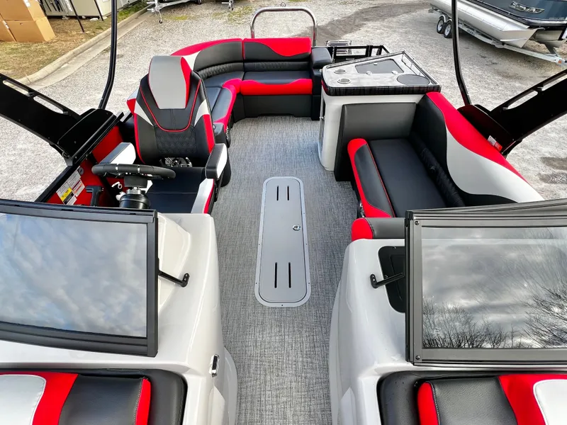 Slide: The Image of Avalon LSZ 23' Elite Windshield Triple-Toon 2026 - 12