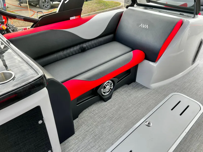 Slide: The Image of Avalon LSZ 23' Elite Windshield Triple-Toon 2026 - 23