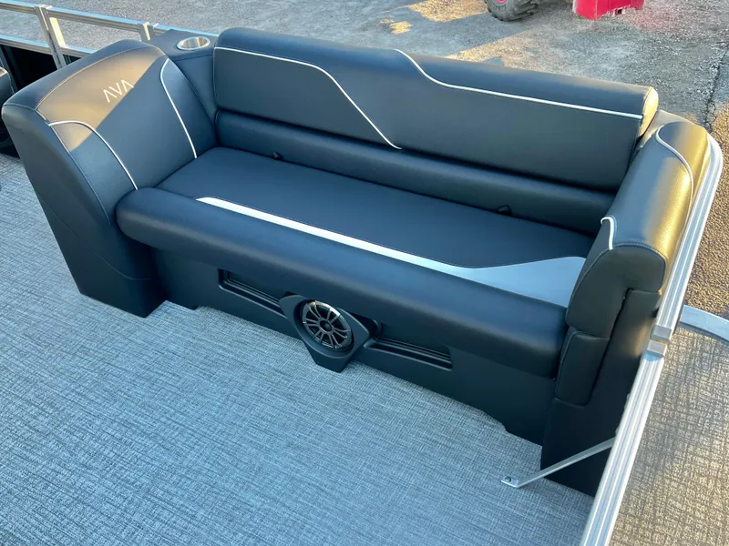 Slide: The Image of Avalon Venture 21' Quad Lounge 2026 - 10