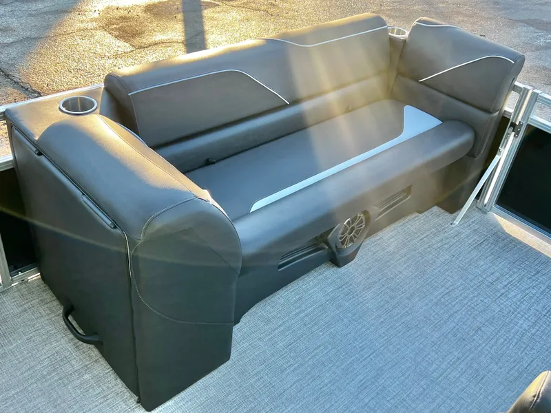 Slide: The Image of Avalon Venture 21' Quad Lounge 2026 - 25
