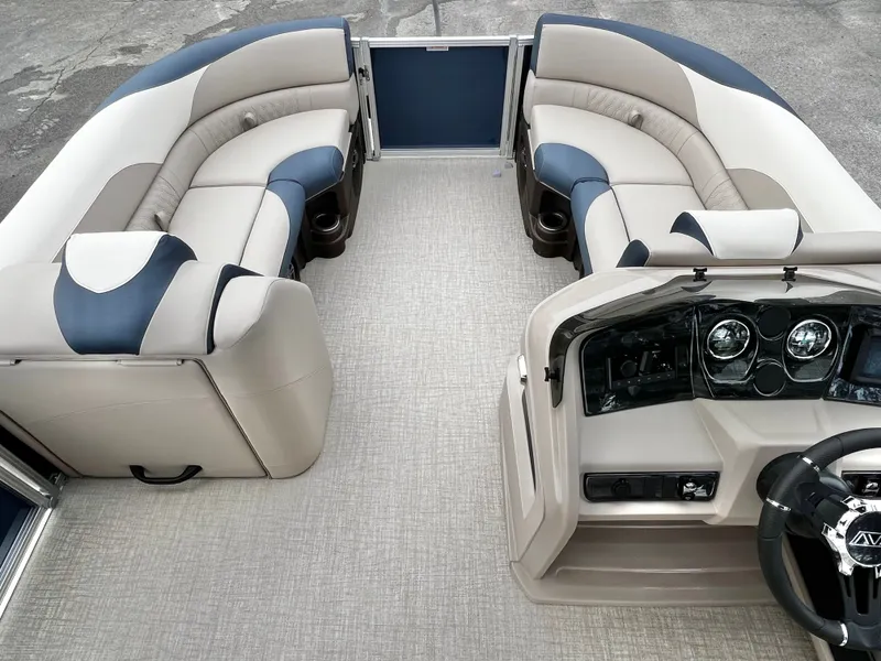 Slide: The Image of Avalon LSZ 23' Quad Lounge Triple-Toon 2026 - 24
