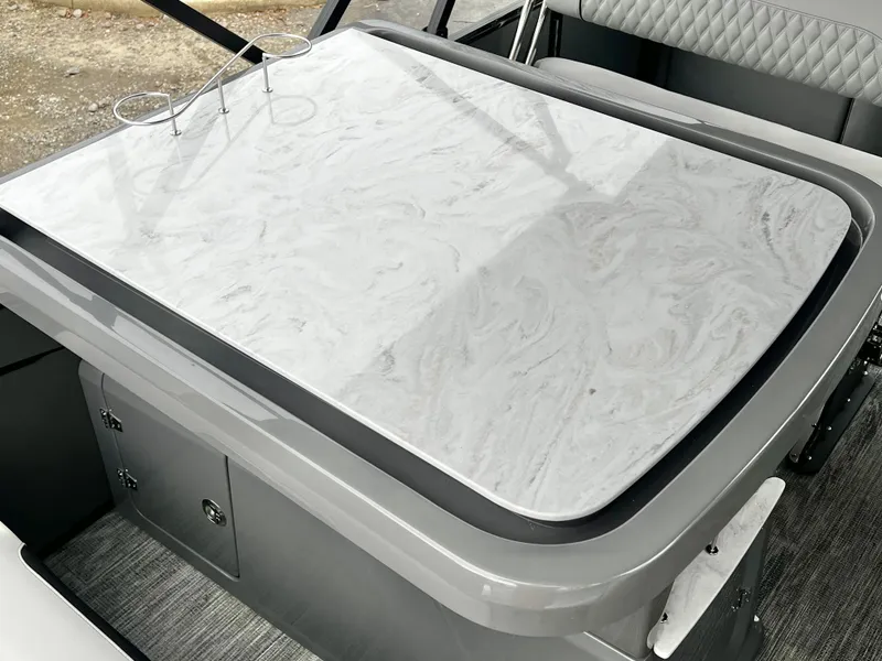 Slide: The Image of Avalon Catalina 25' Entertainer Triple-Toon 2026 - 25