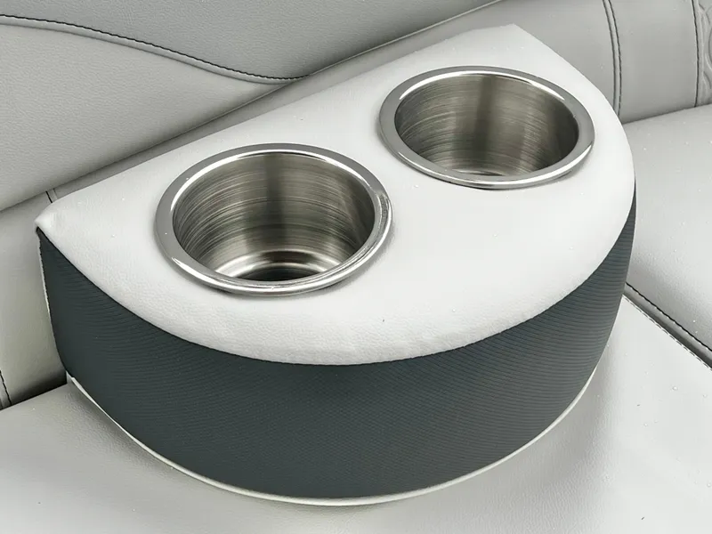 Slide: The Image of Avalon LSZ 23' Elite Triple-Toon 2026 - 30