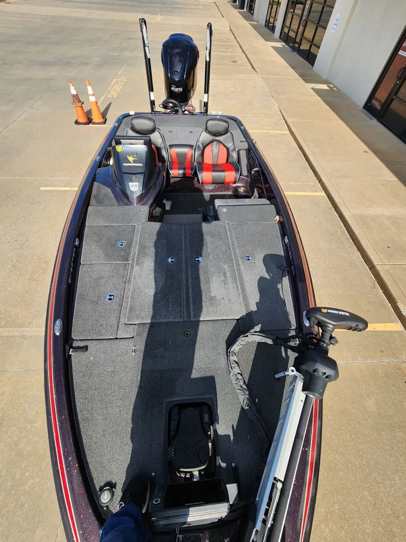 Slide: The Image of Skeeter ZX 225 2020 - 10