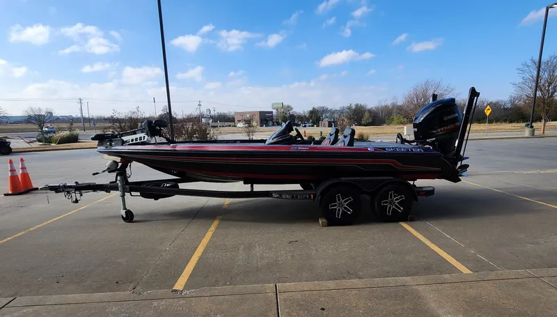 Slide: The Image of Skeeter ZX 225 2020 - 5