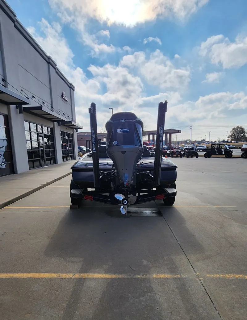 Slide: The Image of Skeeter ZX 225 2020 - 7