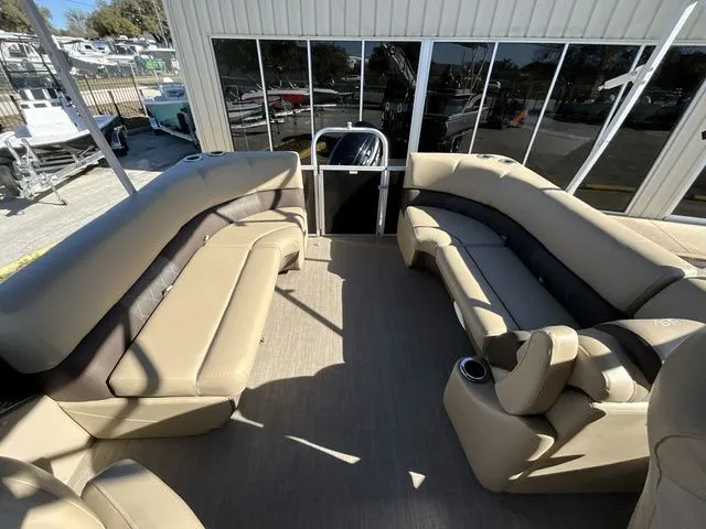 Slide: The Image of Silver Wave 230 COSTA CLS 2019 - 8