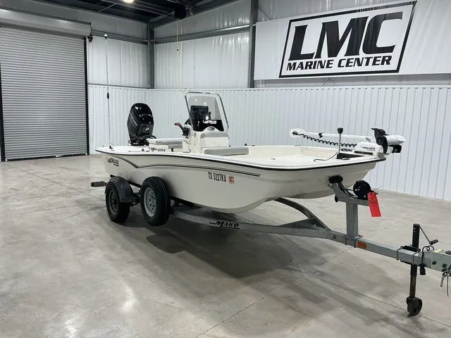 Slide: The Image of Mako Pro Skiff 15 CC 2024 - 11