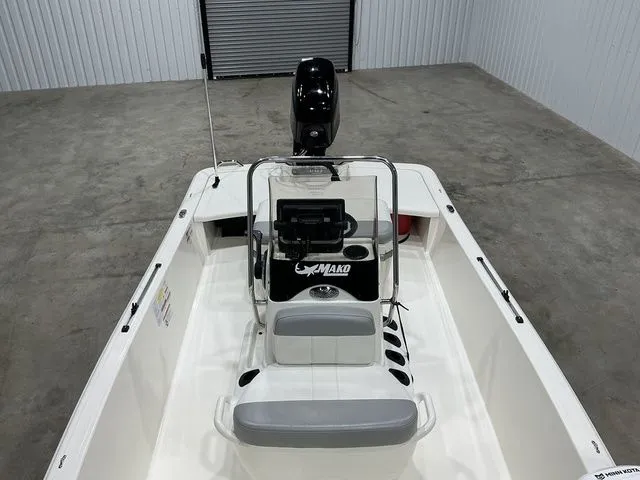 Slide: The Image of Mako Pro Skiff 15 CC 2024 - 14