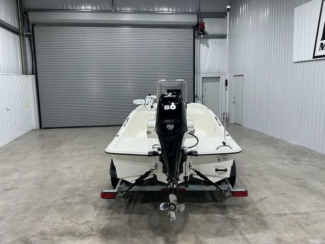 Slide: The Image of Mako Pro Skiff 15 CC 2024 - 3