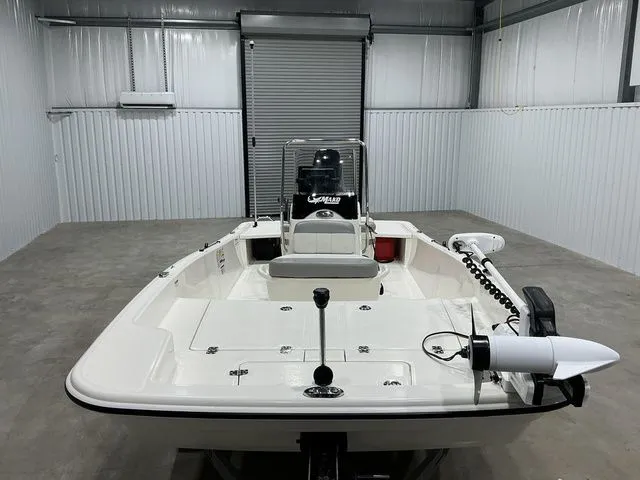 Slide: The Image of Mako Pro Skiff 15 CC 2024 - 6