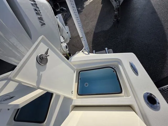 Slide: The Image of Pathfinder 2500 Hybrid 2026 - 11