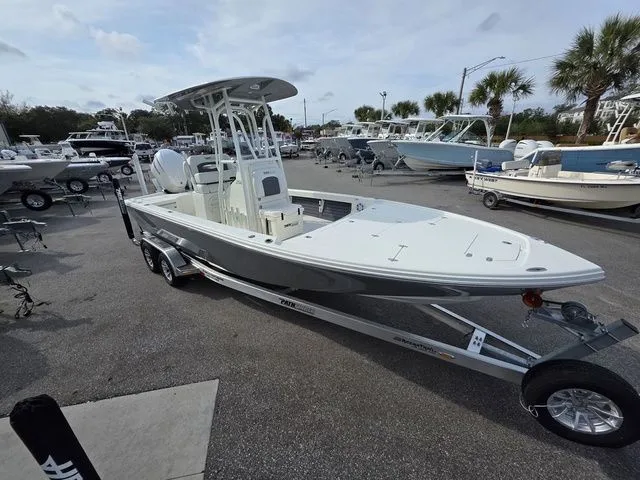 Slide: The Image of Pathfinder 2500 Hybrid 2026 - 4