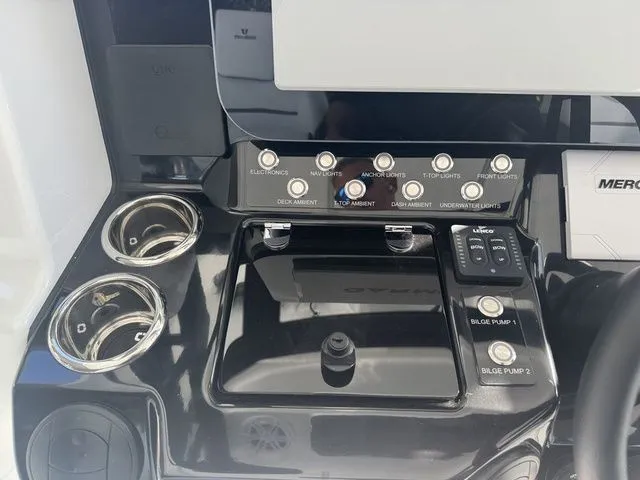 Slide: The Image of Wellcraft 38 T-Top 2026 - 29