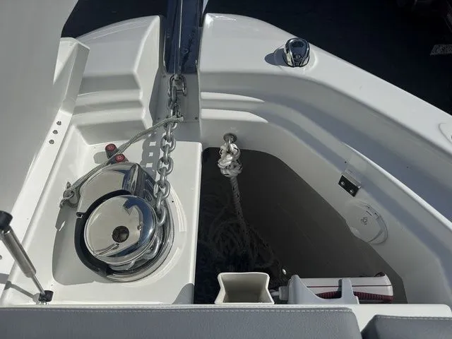 Slide: The Image of Wellcraft 38 T-Top 2026 - 36