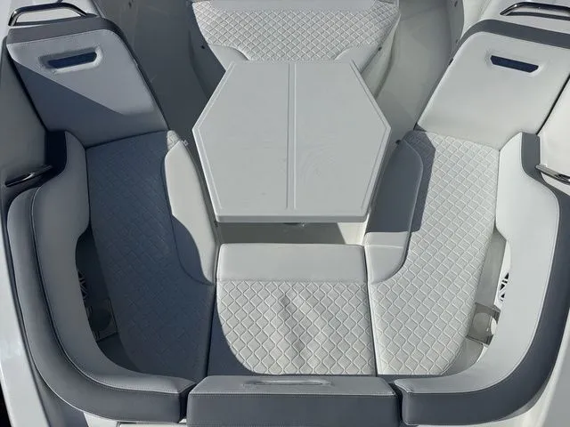 Slide: The Image of Wellcraft 38 T-Top 2026 - 37