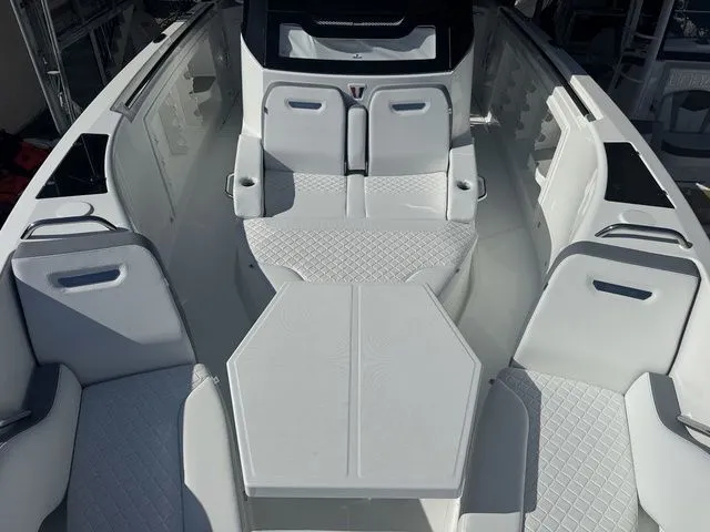 Slide: The Image of Wellcraft 38 T-Top 2026 - 38