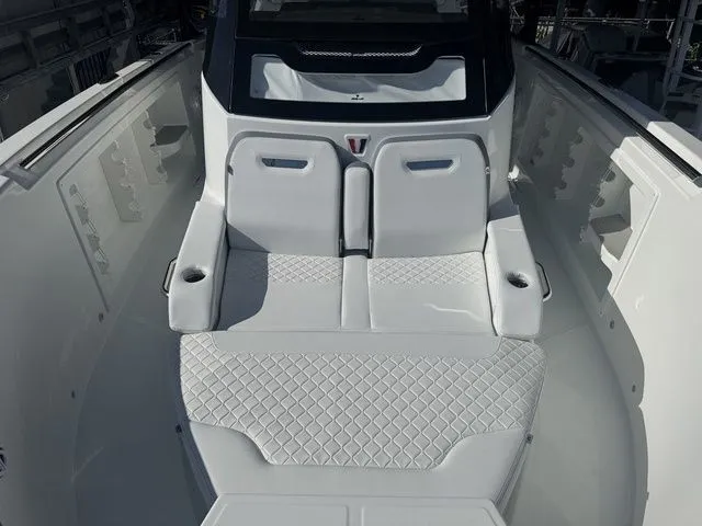 Slide: The Image of Wellcraft 38 T-Top 2026 - 39