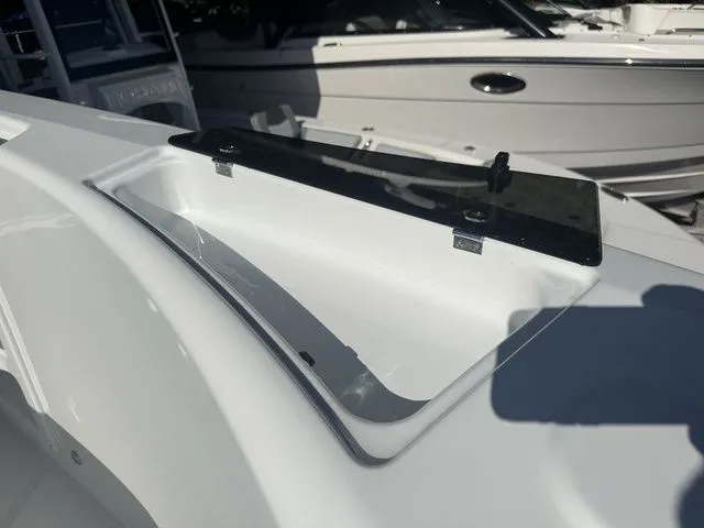 Slide: The Image of Wellcraft 38 T-Top 2026 - 40