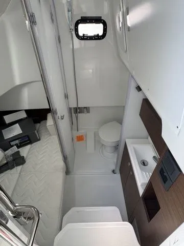 Slide: The Image of Wellcraft 38 T-Top 2026 - 43