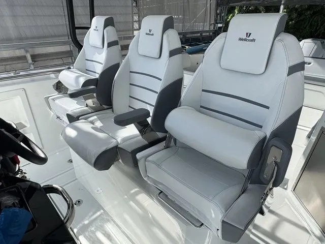 Slide: The Image of Wellcraft 38 T-Top 2026 - 49