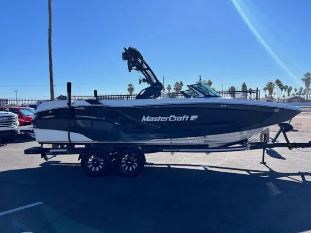 Slide: The Image of MasterCraft XT24 2026 - 13
