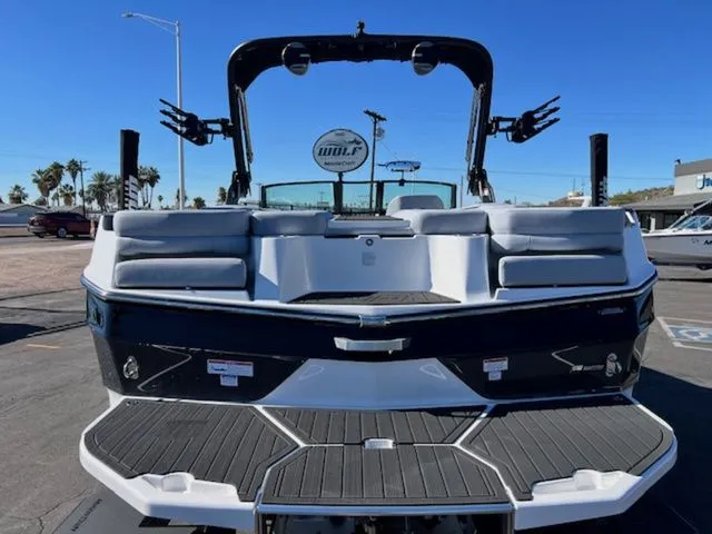 Slide: The Image of MasterCraft XT24 2026 - 15