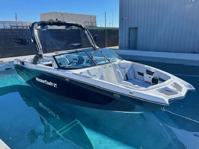 Slide: The Image of MasterCraft XT24 2026 - 3