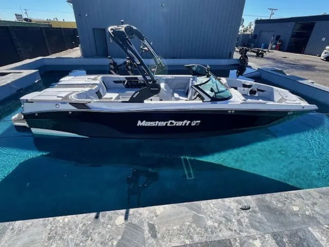 Slide: The Image of MasterCraft XT24 2026 - 4