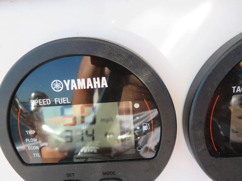 Slide: The Image of Sea Fox 268 Commander 2022 on water, rear view. - 11