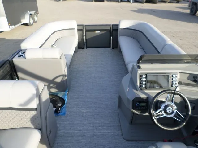 Slide: The Image of Apex Marine AQ 22 XRE Cruise 2024 - 7