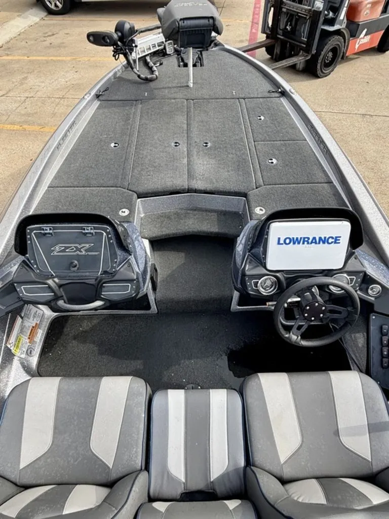 Slide: The Image of Skeeter ZX250 2018 - 5