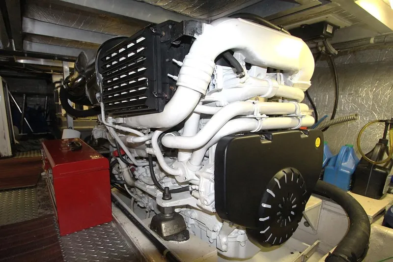 Slide: The Image of 2006 Navigator 5400 yacht guest stateroom with bunk beds - 26