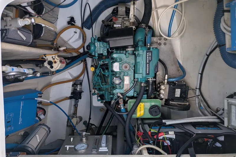 Slide: The Image of Engine room of 2012 Fountaine Pajot Lipari catamaran with Volvo Penta engine. - 47