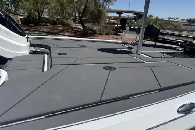 Slide: The Image of 2026 Nitro Z19 XL boat deck with sleek design and modern features. - 8