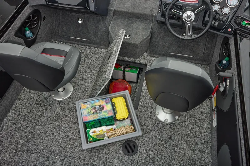 Slide: The Image of Tracker Targa V-19 WT 2026 - 37