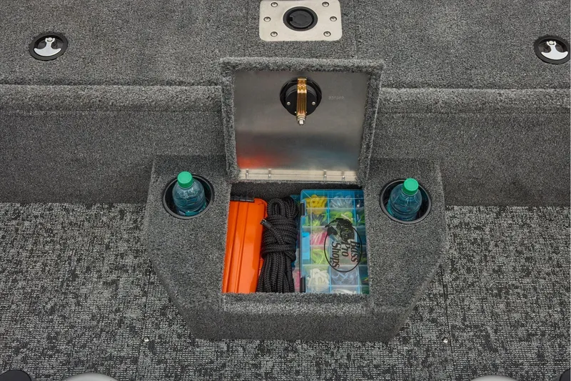 Slide: The Image of Tracker Targa V-19 WT 2026 - 49