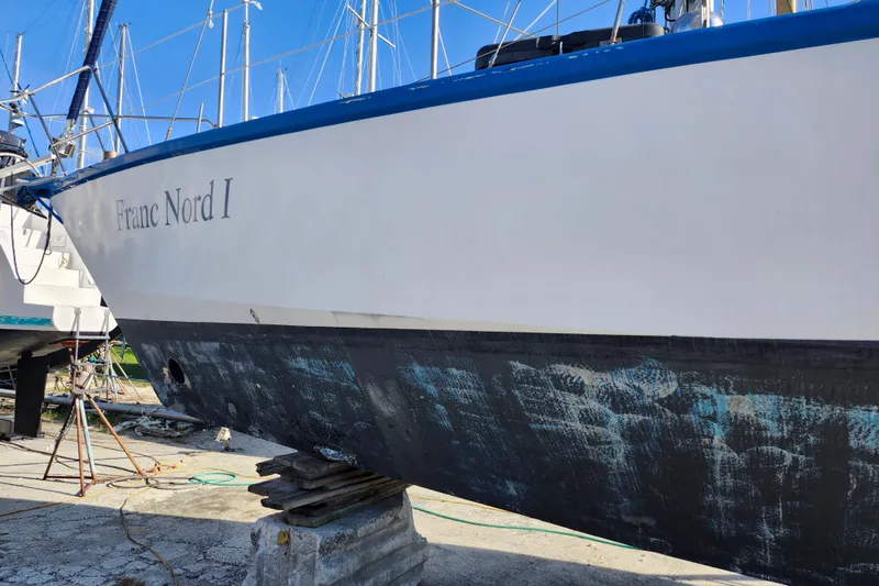 Slide: The Image of Sailboat "Franc Nord I" on dry dock, Gilbert Caroff Exploration, 1987 model. - 16